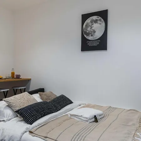 Apartment Neuf Porte De Saint Cloud 16 - 4p *